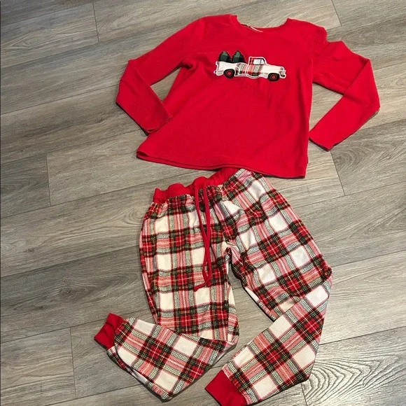 Eddie Bauer Red and Plaid Women’s Pajamas Set Size S - Picture 1 of 5